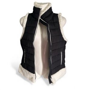 Maurices Black And White Vest
